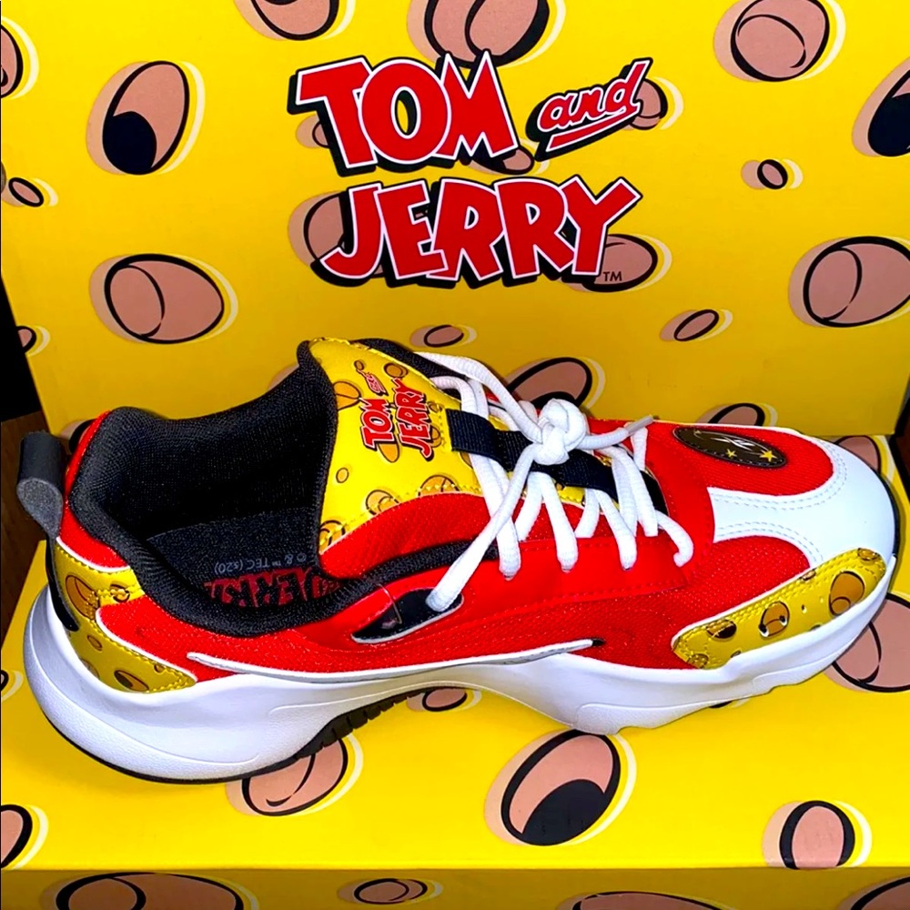 REEBOK X TOM&JERRY Sneakers